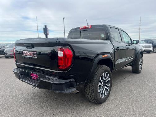 Onyx Black 2024 GMC Canyon AT4