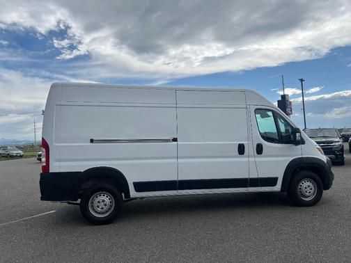 Bright White Clearcoat 2025 RAM ProMaster 2500 High Roof