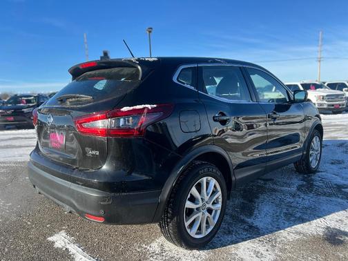 2021 Nissan Rogue Sport S