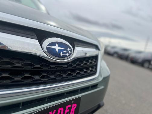 2015 Subaru Forester 2.5i