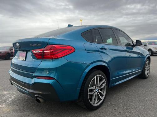 2018 BMW X4 M40i