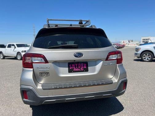 2018 Subaru Outback 2.5i Premium