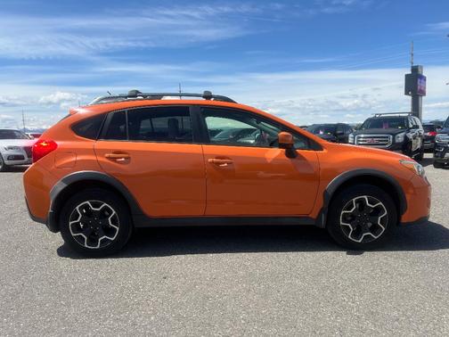 Tangerine Orange Pearl 2014 Subaru XV Crosstrek 2.0i Limited
