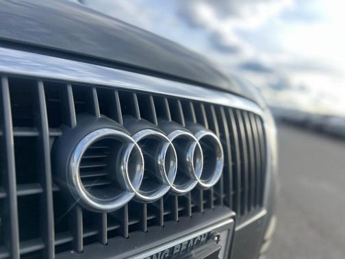 2012 Audi Q5 2.0T Premium Plus