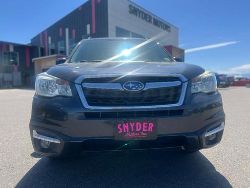Dark Gray Metallic 2018 Subaru Forester 2.5i Premium