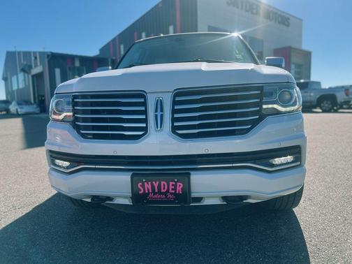 2016 Lincoln Navigator Select