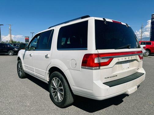 2016 Lincoln Navigator Select