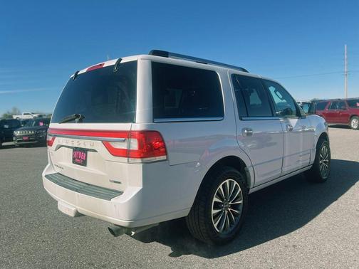 2016 Lincoln Navigator Select