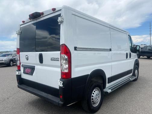 Bright White Clearcoat 2025 RAM ProMaster 1500 Low Roof