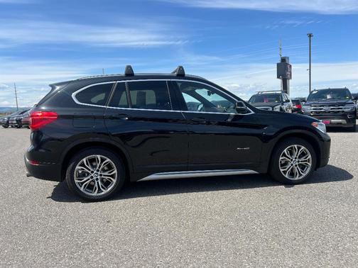 Black Sapphire Metallic 2016 BMW X1 xDrive 28i