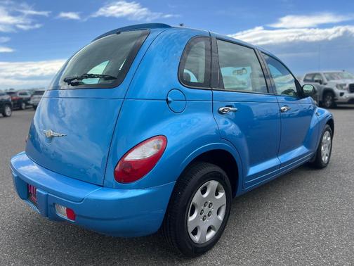 Surf Blue Pearlcoat 2009 Chrysler PT Cruiser LX