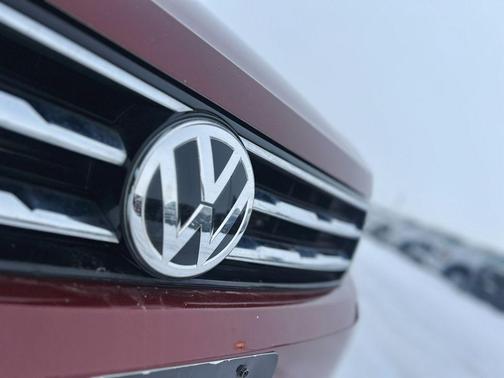 2018 Volkswagen Tiguan 2.0T SEL