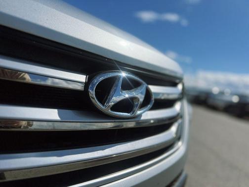 2015 Hyundai Santa Fe Sport 2.4L