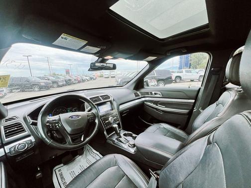 2018 Ford Explorer sport