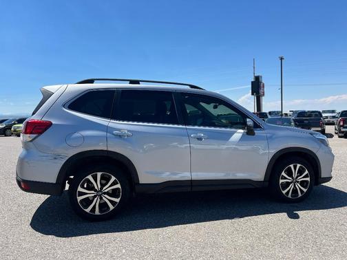 Ice Silver Metallic 2019 Subaru Forester Limited