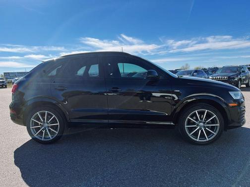 2017 Audi Q3 2.0T Prestige