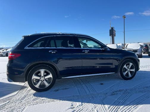 2017 Mercedes-Benz GLC 300 Base 4MATIC