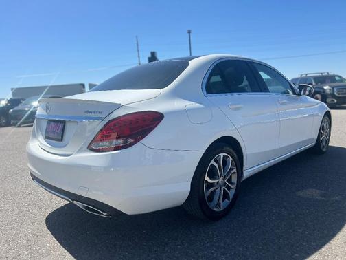 Polar White 2016 Mercedes-Benz C-Class
