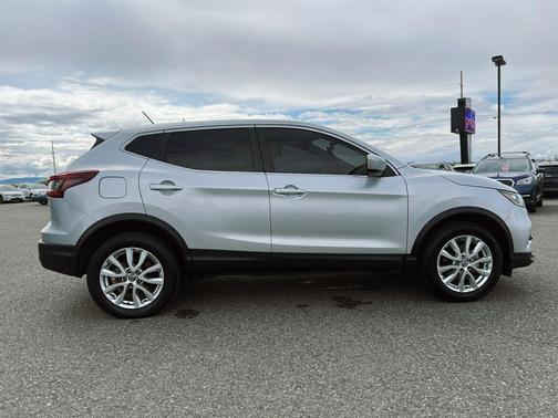 2021 Nissan Rogue Sport S