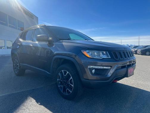 Granite Crystal Clearcoat Metallic 2019 Jeep Compass Trailhawk