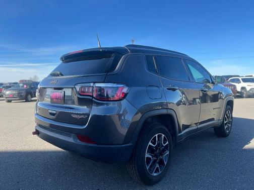 Granite Crystal Clearcoat Metallic 2019 Jeep Compass Trailhawk
