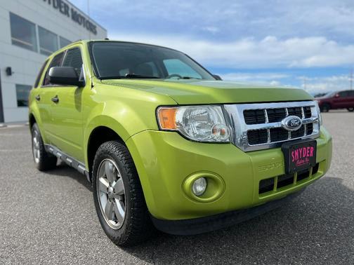 Lime Squeeze Metallic 2012 Ford Escape XLT