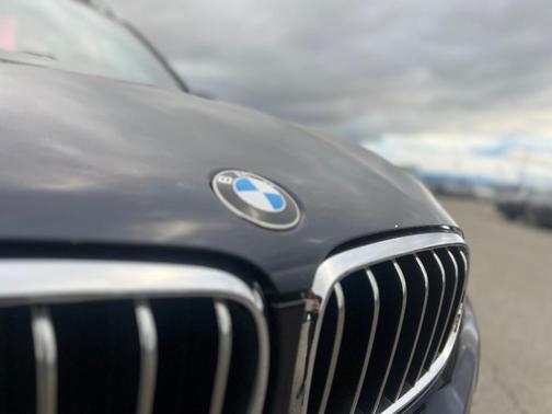 Imperial Blue Metallic 2017 BMW X5 xDrive35i