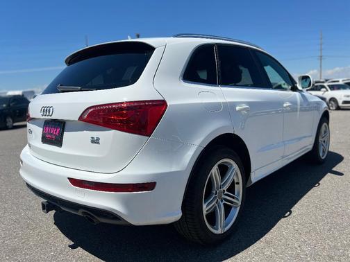 Ibis White 2010 Audi Q5 3.2 Premium Plus quattro