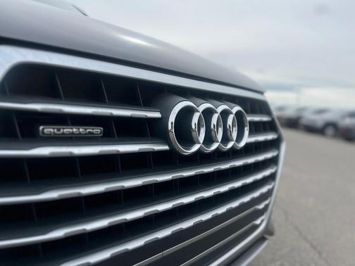 2018 Audi Q7 2.0T Premium Plus