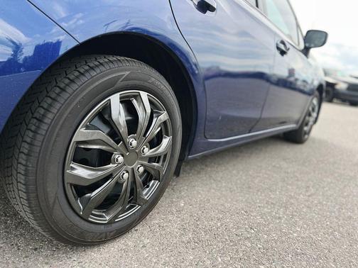 2018 Subaru Impreza 2.0i