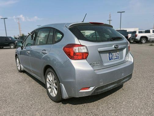 2013 Subaru Impreza 2.0i Premium