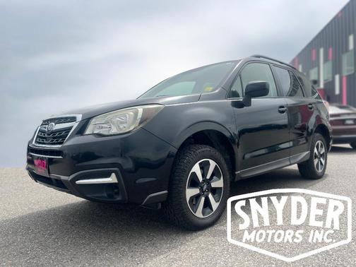 Crystal Black Silica 2017 Subaru Forester 2.5i Premium