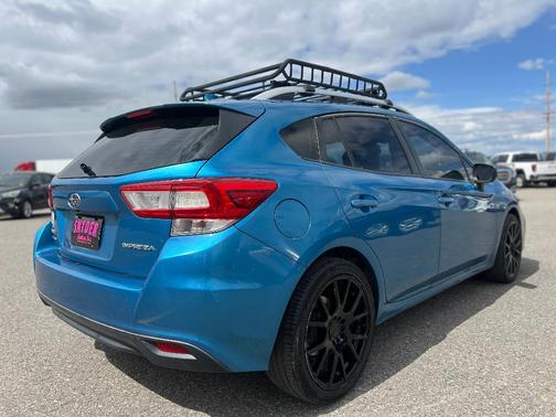 Island Blue Pearl 2018 Subaru Impreza 2.0i Premium
