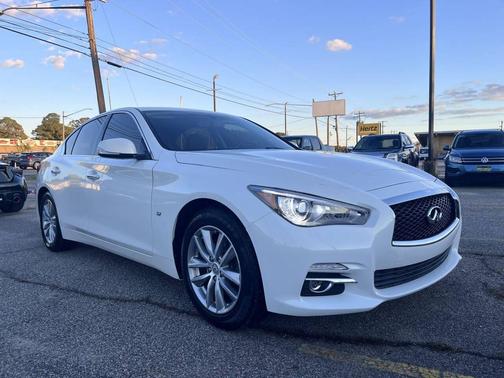 2014 INFINITI Q50 Premium