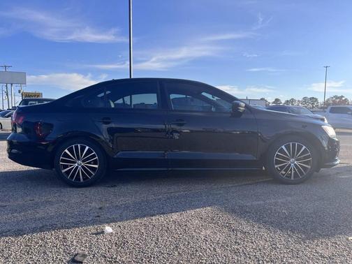 2016 Volkswagen Jetta 1.8T Sport