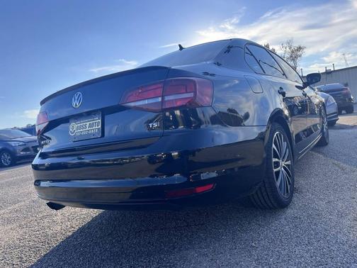 2016 Volkswagen Jetta 1.8T Sport