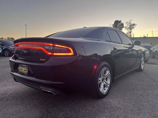 2015 Dodge Charger SE