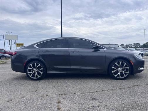 2016 Chrysler 200 C