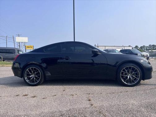 2009 INFINITI G37x Base