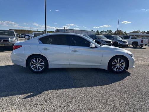 2017 INFINITI Q50 3.0T Premium