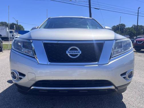 Brilliant Silver 2015 Nissan Pathfinder SL