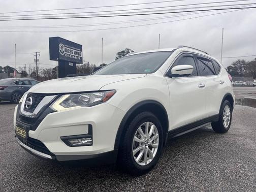 2017 Nissan Rogue SV