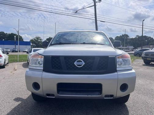 2010 Nissan Titan XE