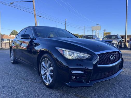 2014 INFINITI Q50 Premium