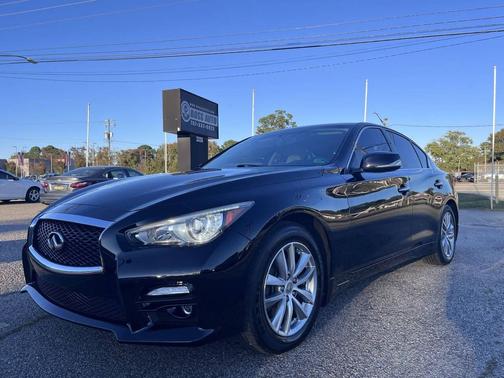 2014 INFINITI Q50 Premium