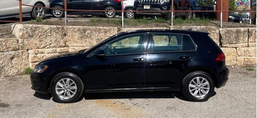 2016 Volkswagen Golf TSI S 4-Door