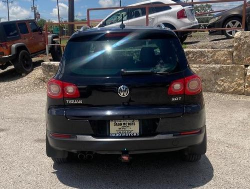 2011 Volkswagen Tiguan SE