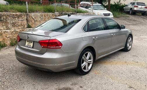 Tungsten Silver 2014 Volkswagen Passat 2.0L TDI SEL Premium