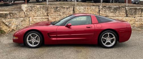2001 Chevrolet Corvette 