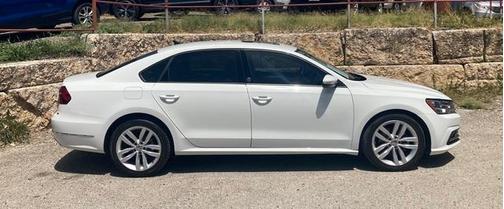 2019 Volkswagen Passat 2.0T Wolfsburg
